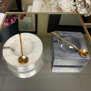 2 Marble condiment bowls with spoons